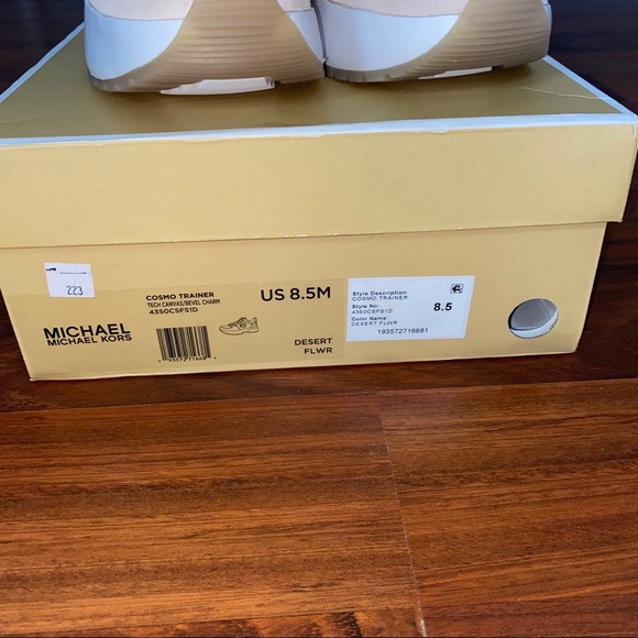 NWT Michael Kors Sneakers - Picture 4 of 7